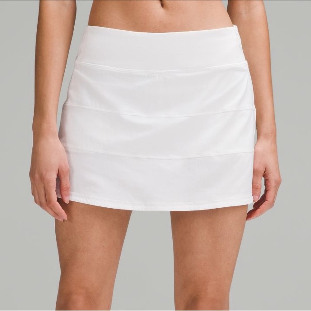 white lululemon pace rival skirt